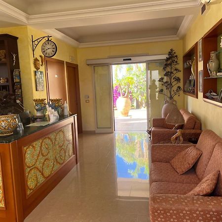 Residence Casa Del Mar Sicilia Marina di Modica Dış mekan fotoğraf