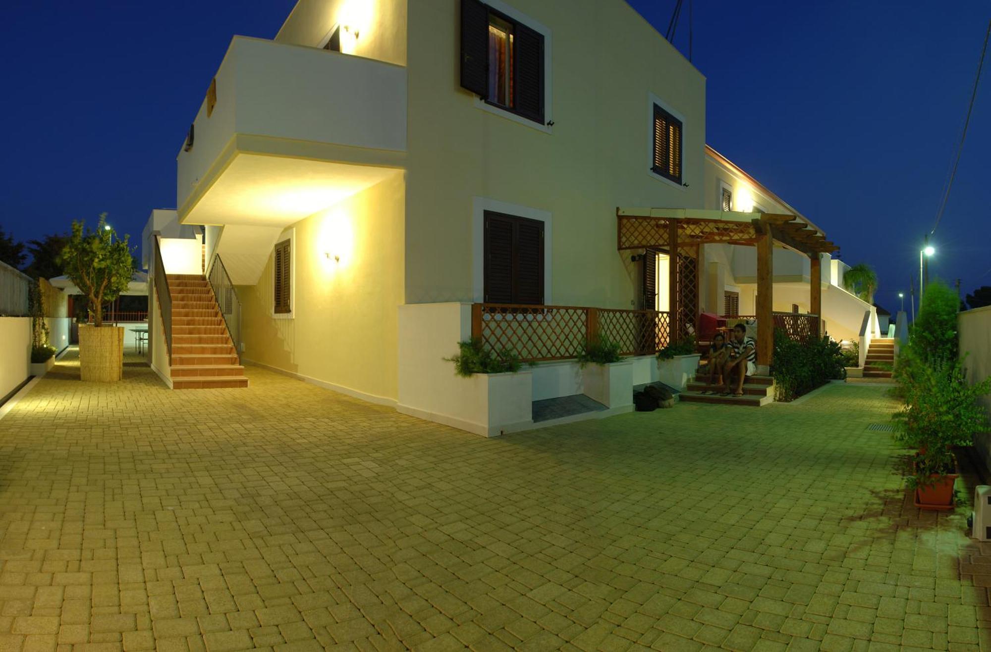 Residence Casa Del Mar Sicilia Marina di Modica Dış mekan fotoğraf