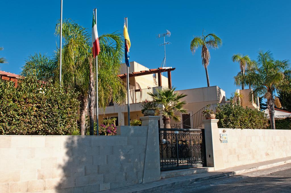 Residence Casa Del Mar Sicilia Marina di Modica Dış mekan fotoğraf